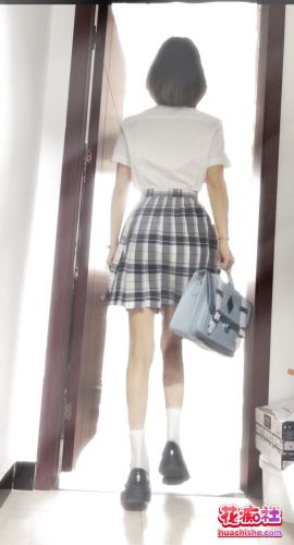 土豪重金定制 本科在读极品大奶Cuteqikeke 反差学姐学校宿舍各种社死预览图06