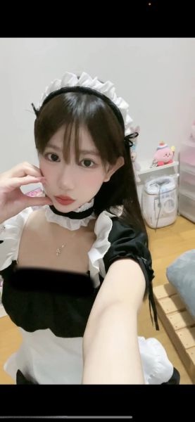 抖音反差女神【宥子oct9】最新定制道具自慰 穷人女神富人的母狗 661P+243V+1.87G [单体合集预览图18
