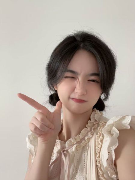 原档泄密流出 颜值美女圣诞节被调教预览图01