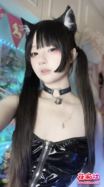 宅男最爱 清纯COS女神 B站清纯嫩妹【钙片老师】露脸2000定制 跳蛋自慰预览图06