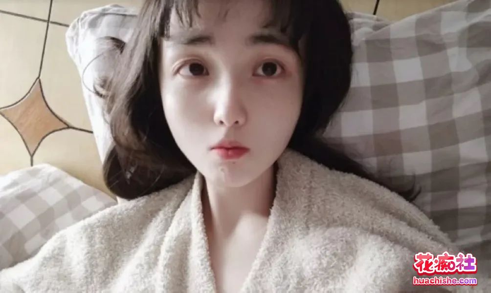 P站越南尤物妹纸 ERICAHAND 合集预览图03