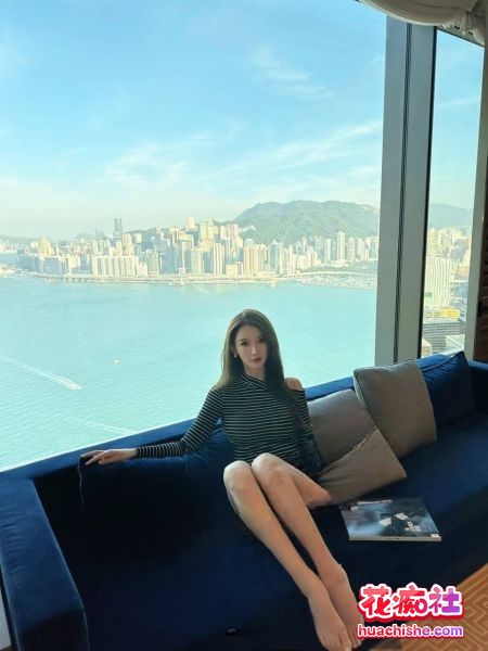 约炮大神 巅峰MALONG 各种00后极品妹子预览图01