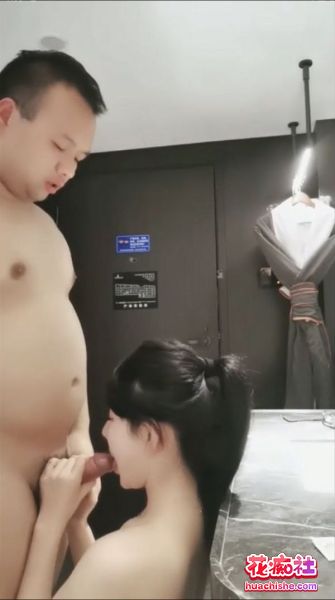外围+主播 小野猫 自己开车提供酒店上门服务预览图02