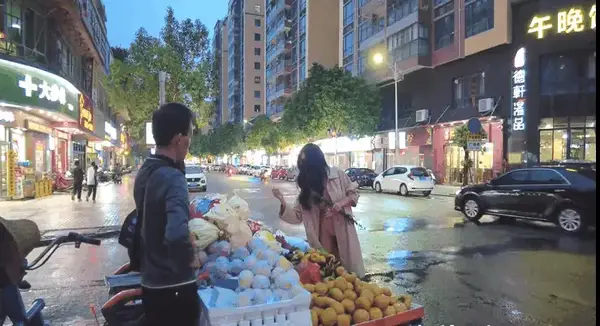 cikaimoon直接在点餐沙滩商场各种地方全裸露出预览图12