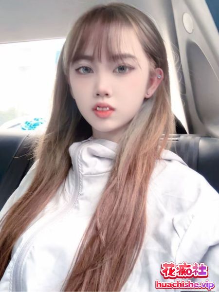 泄密流出 网络招聘模特套路美女脱光预览图06