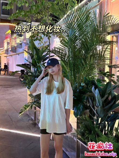 泄密流出❤️网络招聘模特套路05年高校美女预览图08