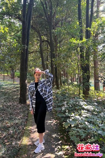 泄密流出❤️网络招聘模特套路裸体展示+洗澡预览图13