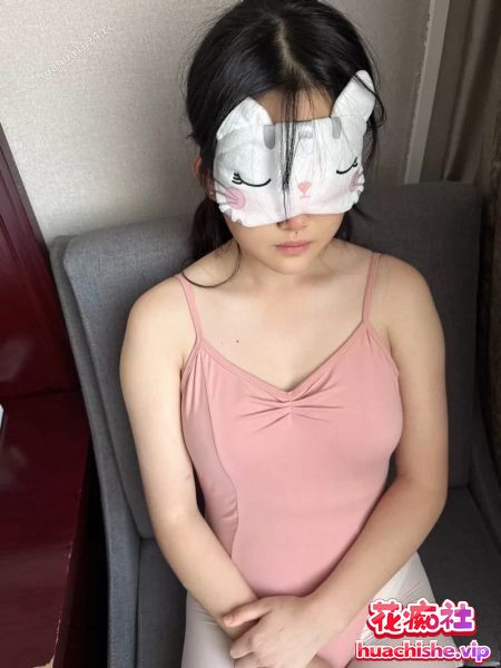 轻语舞蹈生 极品约拍艺校舞蹈学生妹预览图03