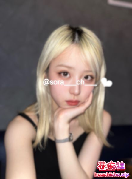 高颜值情侣 sora_ch_ 美乳白虎被大屌男友调教预览图02