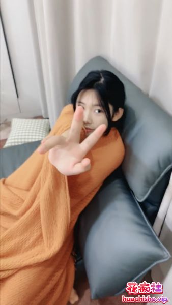 【月婵】酒店5P淫乱现场3女2男混战啪啪预览图04