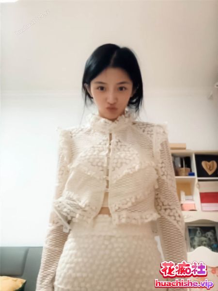 极品泄密 超高颜值美女给男友自慰被流出预览图06