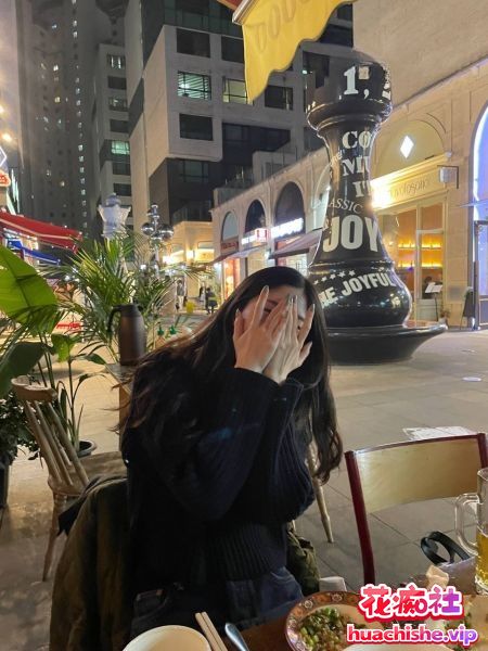 01年气质美女金英子与老公酒店性爱视频预览图06