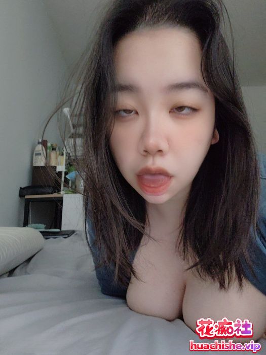 极品素人泄密 国内某高校美女huangjie等人预览图06