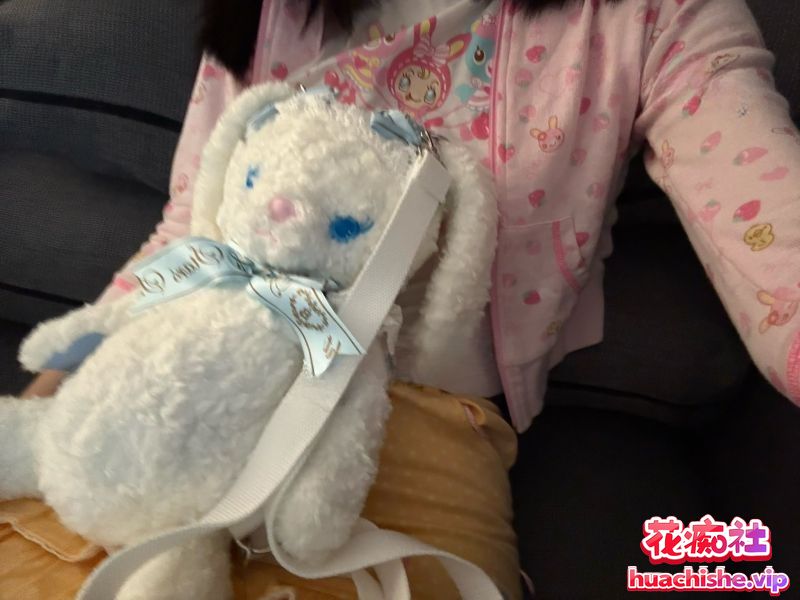 清纯萝莉萌妹 挽挽 白白嫩嫩的做爱很生猛预览图07