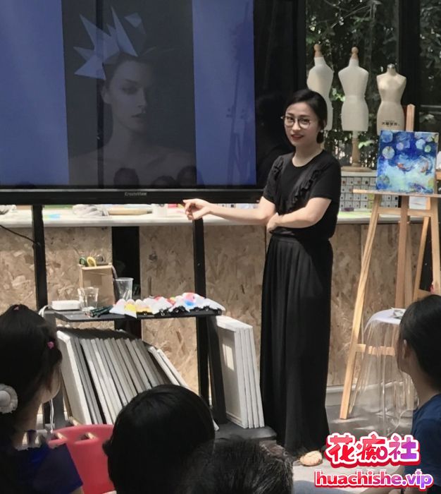 Zoemilf私密照曝光淫荡M腿自拍预览图08