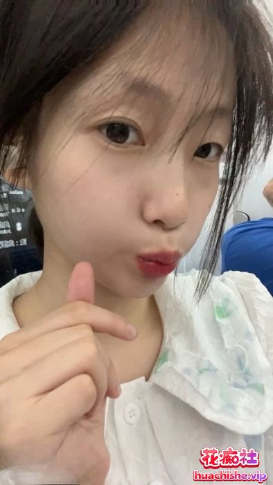 泄密精选 高颜值妹子被男友曝光小合集预览图12