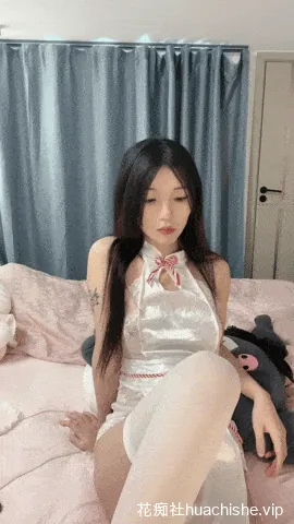 清纯校花纯欲天花板 带小御回家 直播预览图18