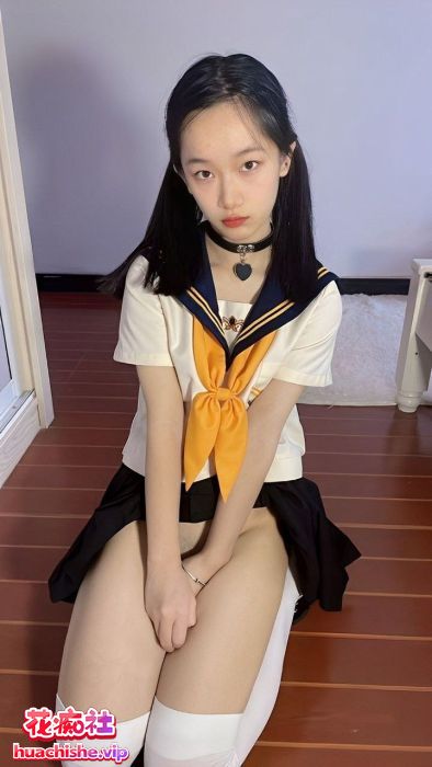 04年女大生 胡椒籽@hujiaozi33 宿舍露脸自慰预览图04