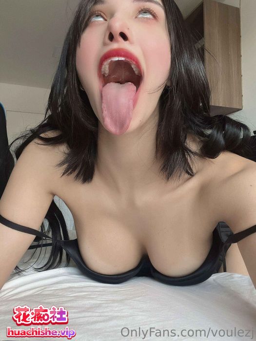 OnlyFans阿嘿颜反差婊voulezj 视频预览图01