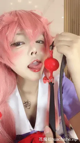 张晚萌 各种阿黑颜自慰直播预览图02