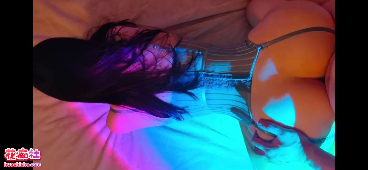 51jing 反差美乳白富美资源预览图09