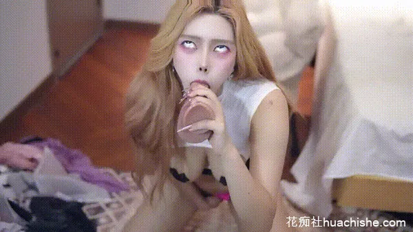 lkjfdsks 完美S线身材自慰直播预览图01