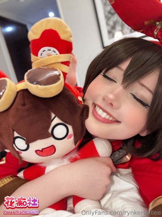 Onlyfans极品欧美Coser网黄Rynkerbellee 资源合集 17v5G