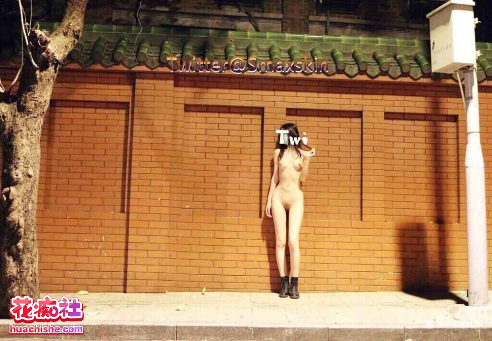 Smaxskin 各种人前露出3P啪啪预览图10
