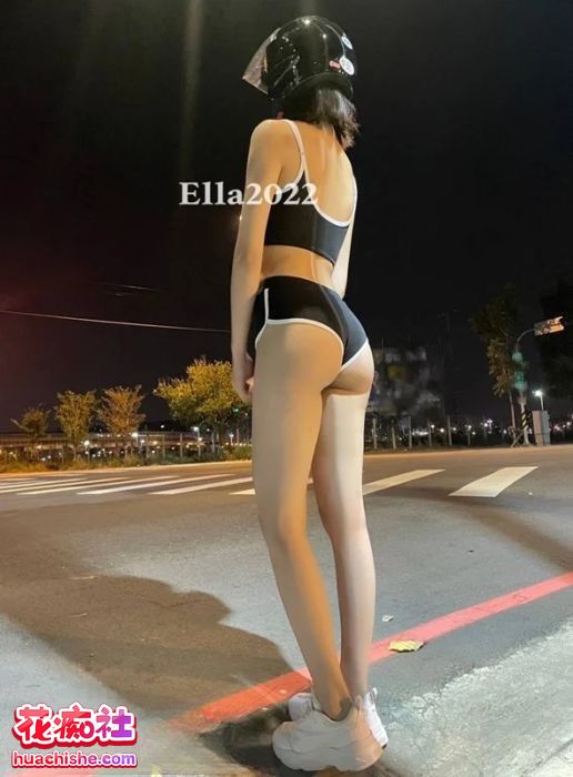 Ella小骚狐 户外露出调教啪啪预览图02